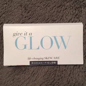 Rodan + Fields Give It A Glow 3-step pack UNOPENED